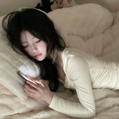 草间∞弥生